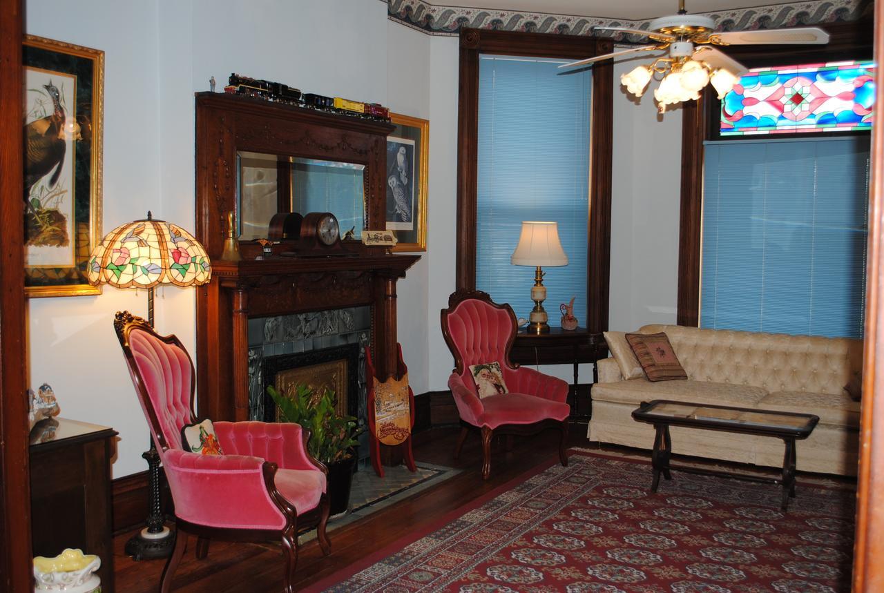 L&N Bed And Breakfast Ltd Henderson Kültér fotó