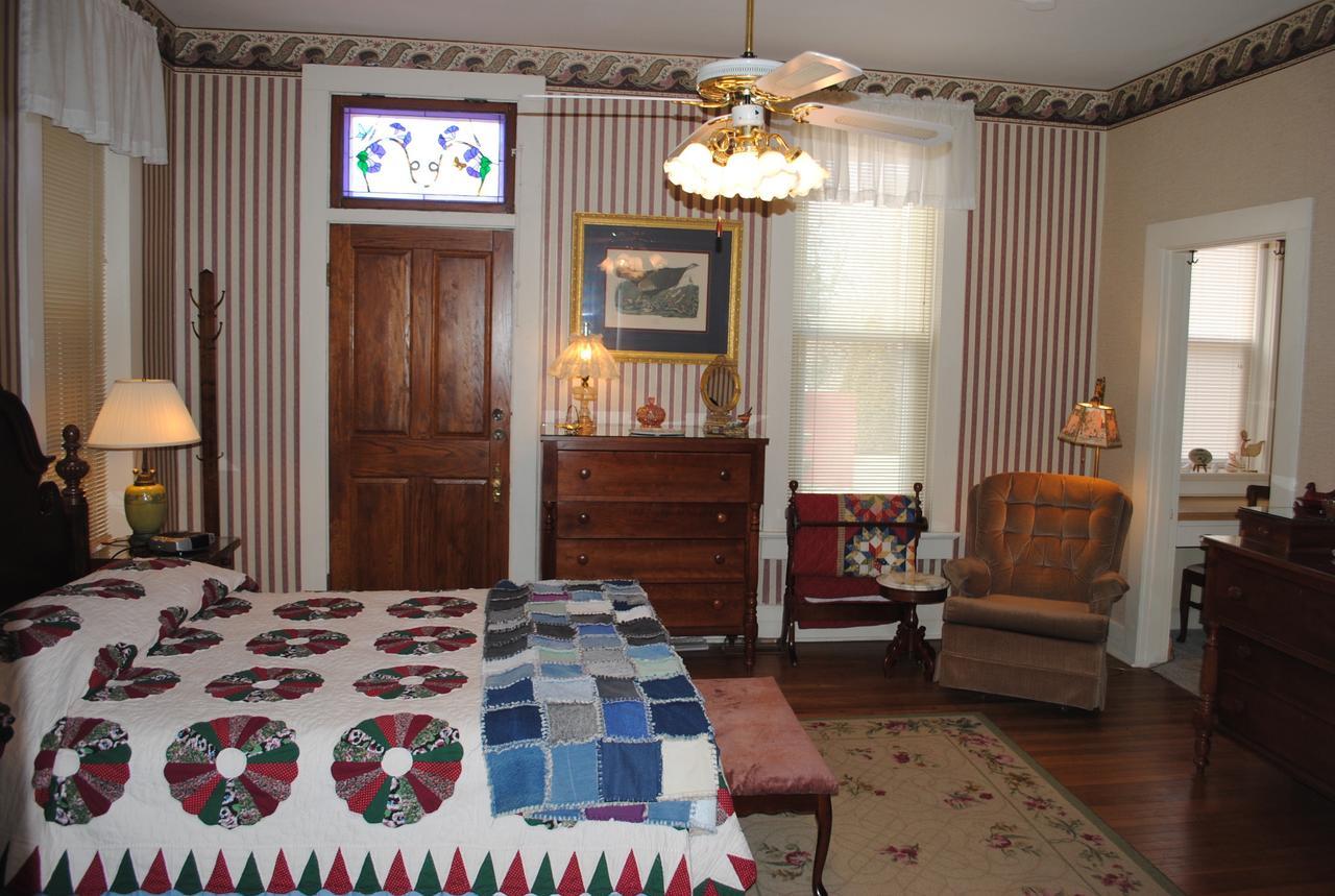 L&N Bed And Breakfast Ltd Henderson Kültér fotó