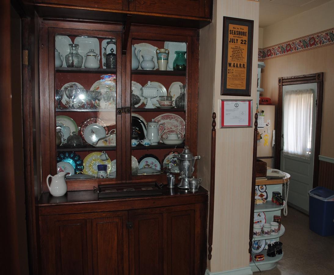 L&N Bed And Breakfast Ltd Henderson Kültér fotó