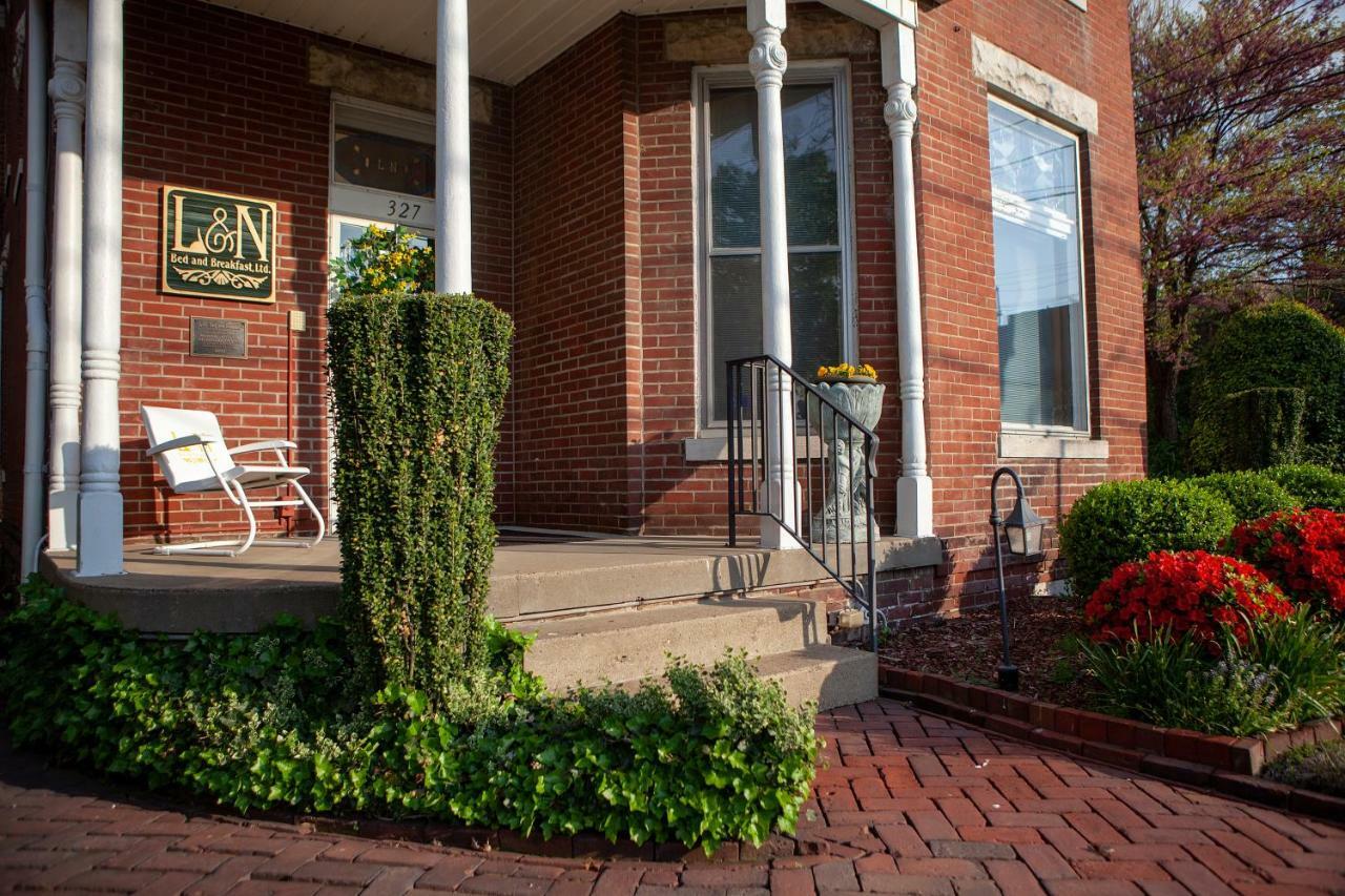 L&N Bed And Breakfast Ltd Henderson Kültér fotó