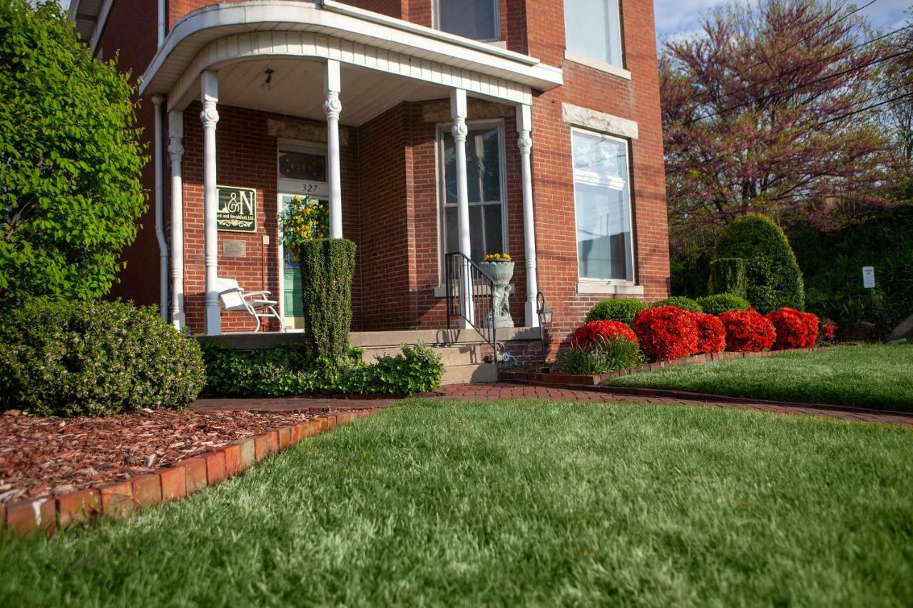 L&N Bed And Breakfast Ltd Henderson Kültér fotó